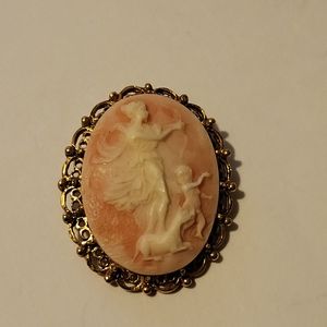 Vintage Gold-Toned Greek Goddess Diana Cameo Brooch/Pendant